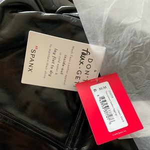 Spanx patent leather leggings size medium